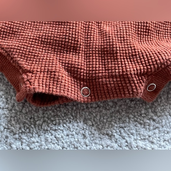 Junie Grey Toddler Waffle Oversized Romper - Picture 3 of 5